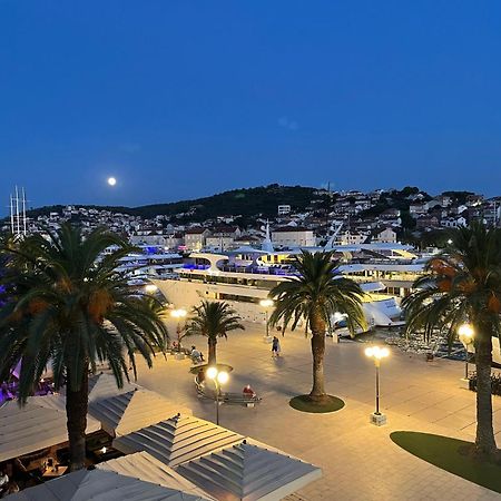 Dinka Old Town Apartment With Sea View Trogir Eksteriør bilde